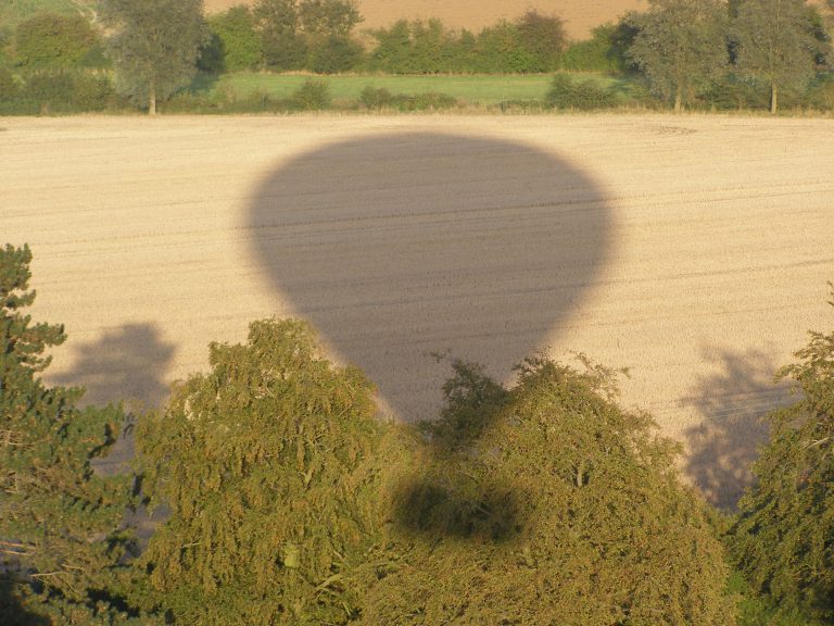 Balloon shadow